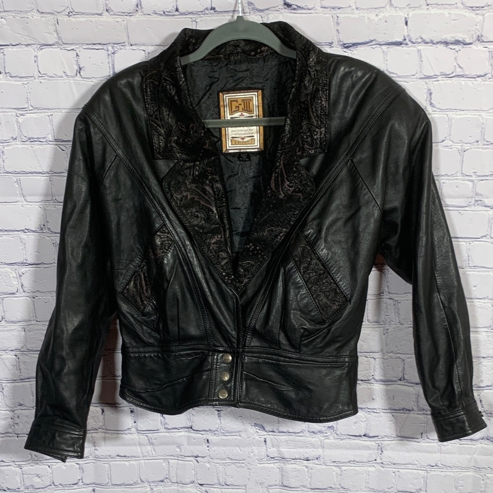 Global Identity Women VTG Leather Bomber Jacket with Paisley Accent Black Size M